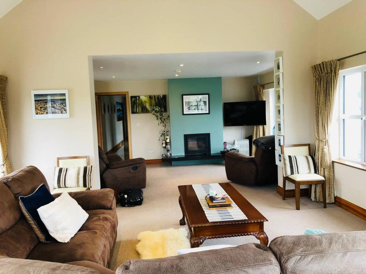 Connemara. 3 Bedroom, 8 Bed, Holiday Home Galway Exteriér fotografie