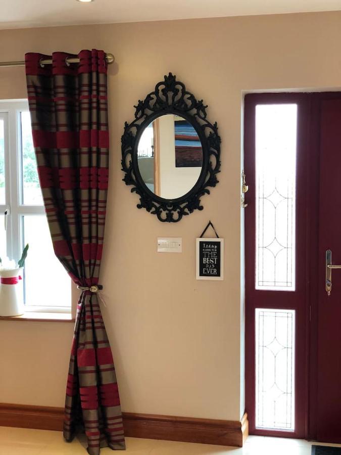 Connemara. 3 Bedroom, 8 Bed, Holiday Home Galway Exteriér fotografie